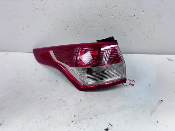 CJ5Z13405E  2013 2014 2015 2016 FORD ESCAPE LED REAR LEFT OUTER OEM TAIL LIGHT - Image 2