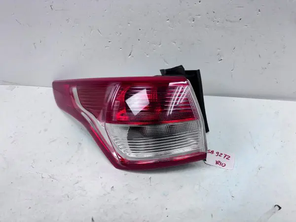 CJ5Z13405E  2013 2014 2015 2016 FORD ESCAPE LED REAR LEFT OUTER OEM TAIL LIGHT - Image 3