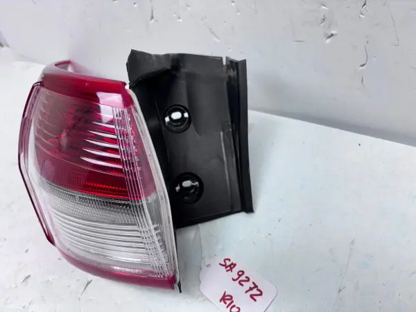 CJ5Z13405E  2013 2014 2015 2016 FORD ESCAPE LED REAR LEFT OUTER OEM TAIL LIGHT - Image 5