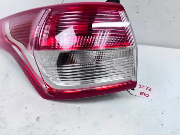 CJ5Z13405E  2013 2014 2015 2016 FORD ESCAPE LED REAR LEFT OUTER OEM TAIL LIGHT - Image 9