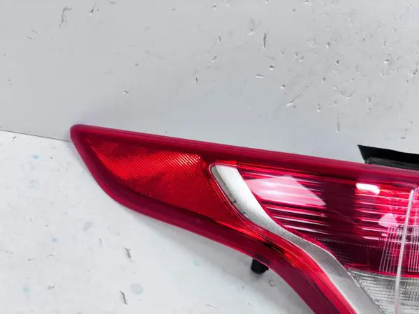 CJ5Z13405E  2013 2014 2015 2016 FORD ESCAPE LED REAR LEFT OUTER OEM TAIL LIGHT - Image 13