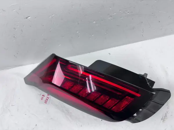 2019 2020 2021 2022 CADILLAC CT6 LED REAR LEFT OEM TAIL LIGHT