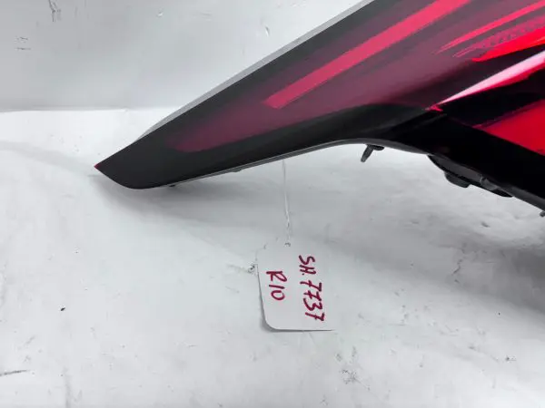 2019 2020 2021 2022 CADILLAC CT6 LED REAR LEFT OEM TAIL LIGHT - Image 9