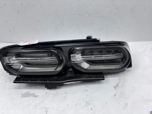 2019 2020 2021 2022 2023 2024 CHEVY CAMARO SMOKED LED REAR RIGHT OEM TAIL LIGHT - Image 2