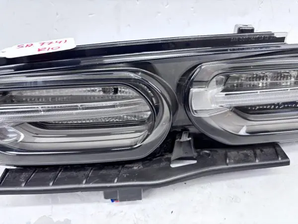 2019 2020 2021 2022 2023 2024 CHEVY CAMARO SMOKED LED REAR RIGHT OEM TAIL LIGHT - Image 10
