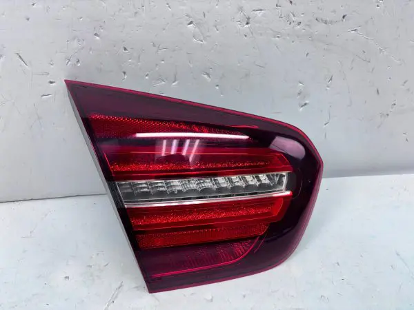 2015 2016 2017-2020 MERCEDES GLA CLASS GLA250 GLA45 LEFT INNER OEM TAIL LIGHT - Image 10
