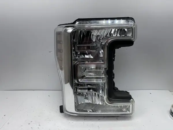 2017 2018 2019 ford super duty f250 f350 f450 f550 halogen right oem headlight