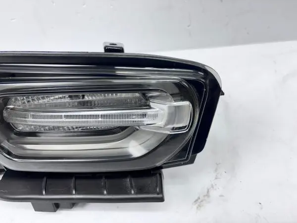2019 2020 2021 2022 2023 2024 CHEVY CAMARO SMOKED LED REAR LEFT OEM TAIL LIGHT - Image 3