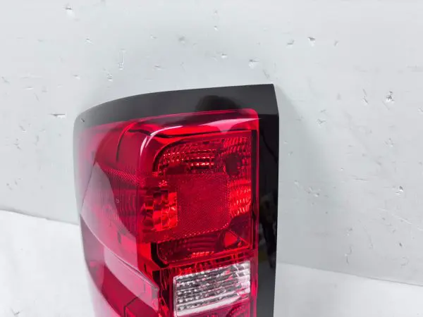 2016 2017 2018 2019 CHEVY SILVERADO HALOGEN REAR LEFT CAPA TAIL LIGHT - Image 6