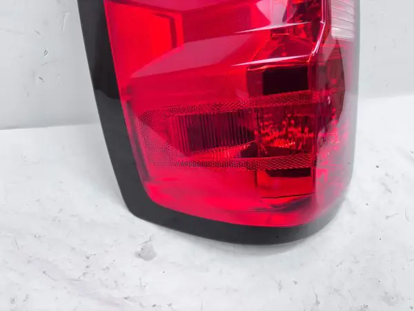 2016 2017 2018 2019 CHEVY SILVERADO HALOGEN REAR LEFT CAPA TAIL LIGHT - Image 9