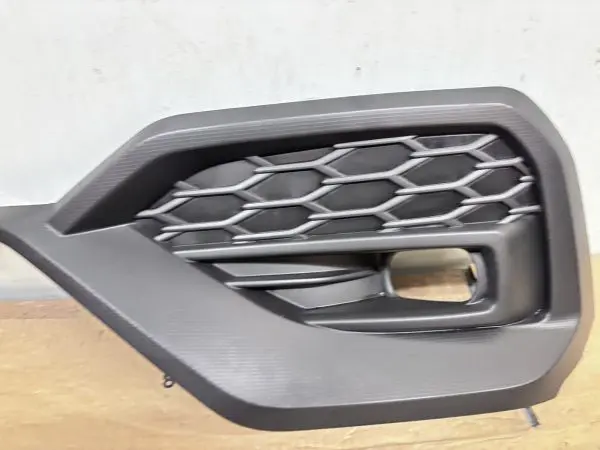 OEM h4510vc200 2022-2024 SUBARU WRX FRONT LEFT RIGHT FOG LIGHT BEZEL COVER TRIM - Image 8