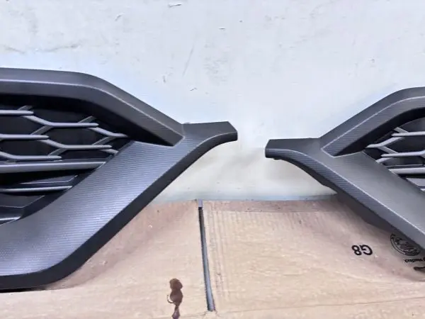 OEM h4510vc200 2022-2024 SUBARU WRX FRONT LEFT RIGHT FOG LIGHT BEZEL COVER TRIM - Image 9