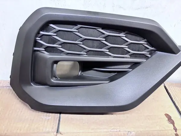 OEM h4510vc200 2022-2024 SUBARU WRX FRONT LEFT RIGHT FOG LIGHT BEZEL COVER TRIM - Image 11