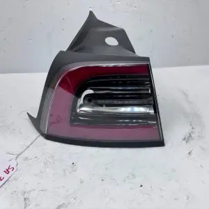 2017 2018 2019 2020 2021 TESLA MODEL 3 Y LED 3 PINS REAR LEFT OEM TAIL LIGHT