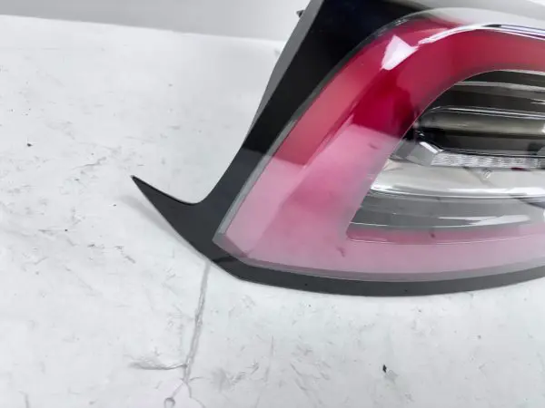2017 2018 2019 2020 2021 TESLA MODEL 3 Y LED 3 PINS REAR LEFT OEM TAIL LIGHT - Image 11