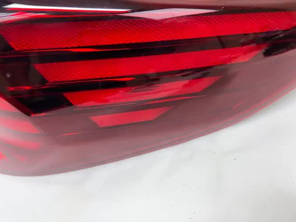 92402-F2510  2019 2020 HYUNDAI ELANTRA SEDAN REAR RIGHT OEM TAIL LIGHT - Image 6