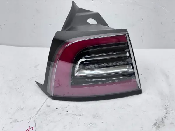 2017 2018 2019 2020 2021 TESLA MODEL 3 Y LED 3 PINS REAR LEFT OEM TAIL LIGHT