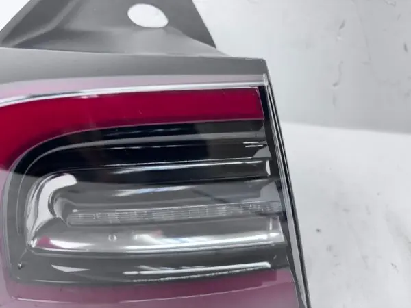 2017 2018 2019 2020 2021 TESLA MODEL 3 Y LED 3 PINS REAR LEFT OEM TAIL LIGHT - Image 5