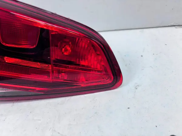 2SD01197805  2015 2016 2017 VW GOLF GTI HALOGEN REAR LEFT INNER OEM TAIL LIGHT - Image 2