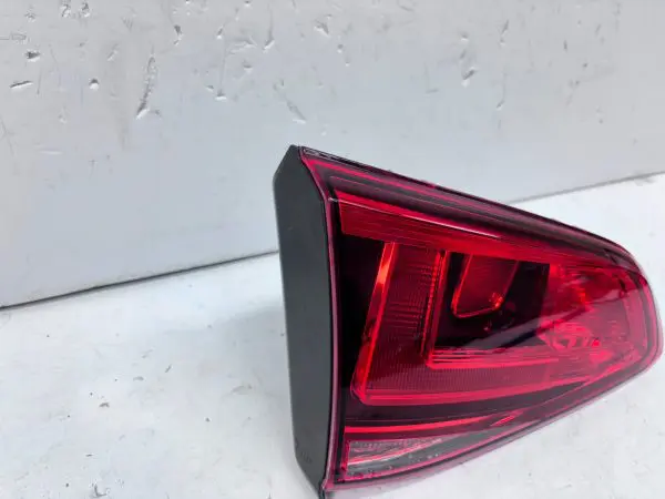 2SD01197805  2015 2016 2017 VW GOLF GTI HALOGEN REAR LEFT INNER OEM TAIL LIGHT - Image 10