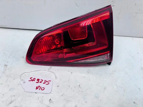 2SD01197804  2015 2016 2017 VW GOLF GTI HALOGEN REAR RIGHT INNER OEM TAIL LIGHT