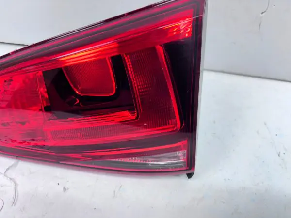 2SD01197804  2015 2016 2017 VW GOLF GTI HALOGEN REAR RIGHT INNER OEM TAIL LIGHT - Image 4