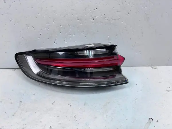 2019 2020 2021 2022 2023 2024 PORSCHE MACAN LED REAR LEFT OEM TAIL LIGHT DMG - Image 2