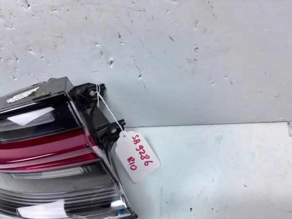 2019 2020 2021 2022 2023 2024 PORSCHE MACAN LED REAR LEFT OEM TAIL LIGHT DMG - Image 14