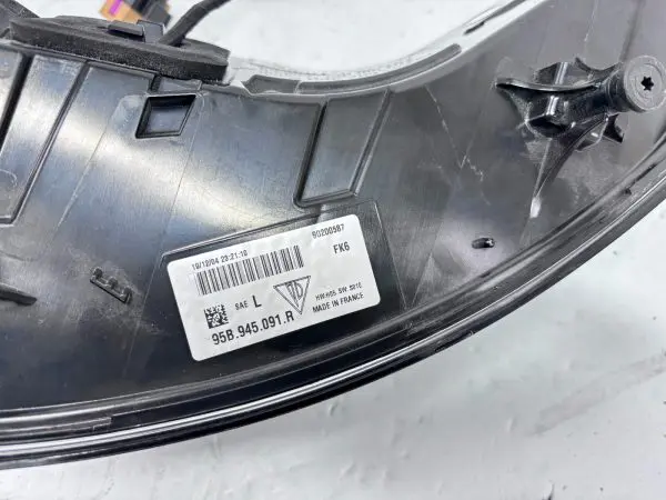 2019 2020 2021 2022 2023 2024 PORSCHE MACAN LED REAR LEFT OEM TAIL LIGHT DMG - Image 16