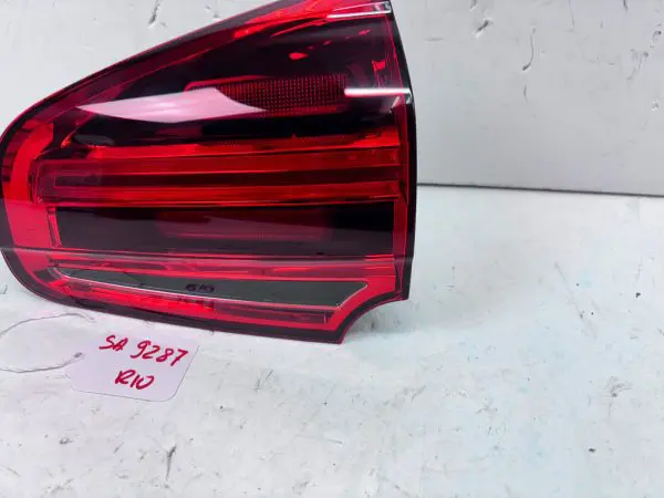 7P5945308G  2015 2016 2017 2018 PORSCHE CAYENNE LED REAR RIGHT OEM TAIL LIGHT - Image 2