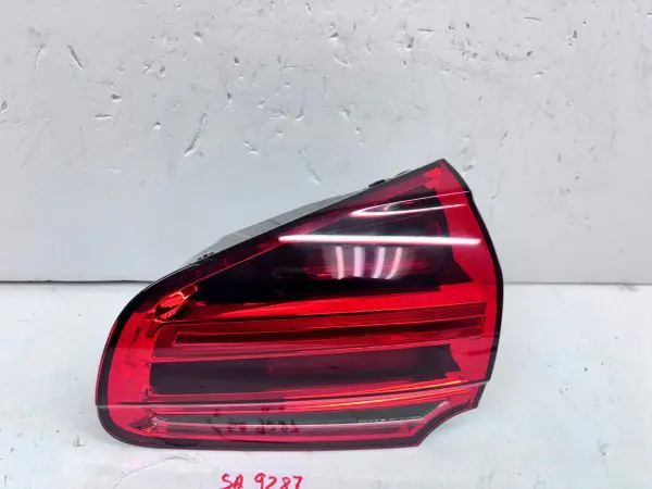 7P5945308G  2015 2016 2017 2018 PORSCHE CAYENNE LED REAR RIGHT OEM TAIL LIGHT - Image 6
