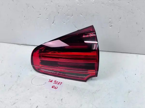 7P5945308G  2015 2016 2017 2018 PORSCHE CAYENNE LED REAR RIGHT OEM TAIL LIGHT - Image 9