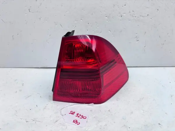 2006 2007 2008 2009 BMW 3 SERIES E90 328i 330i LED REAR RIGHT OEM TAIL LIGHT - Image 2