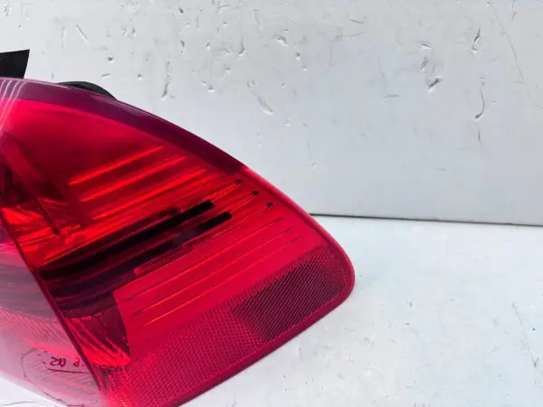 2006 2007 2008 2009 BMW 3 SERIES E90 328i 330i LED REAR RIGHT OEM TAIL LIGHT - Image 4