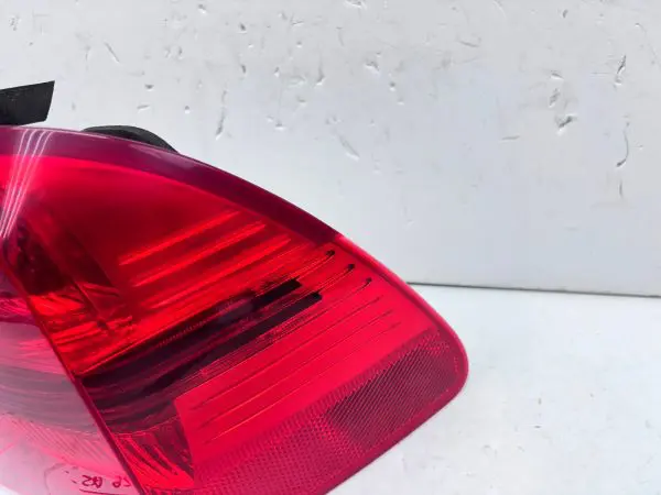 2006 2007 2008 2009 BMW 3 SERIES E90 328i 330i LED REAR RIGHT OEM TAIL LIGHT - Image 5