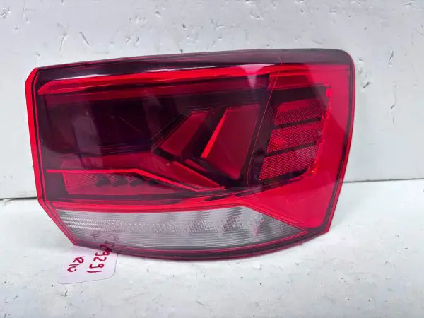 NICE 2GJ945096A 2022 2023 2024 VW TAHOE LED REAR RIGHT OEM TAIL LIGHT - Image 7