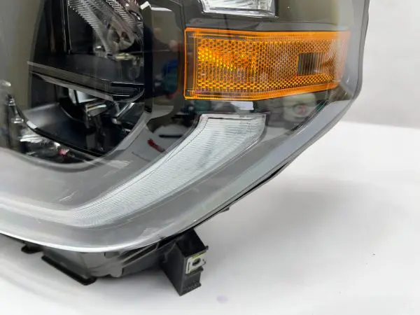 2018 2019 2020 2021 toyota tundra led black bezel front left oem headlight - Image 4