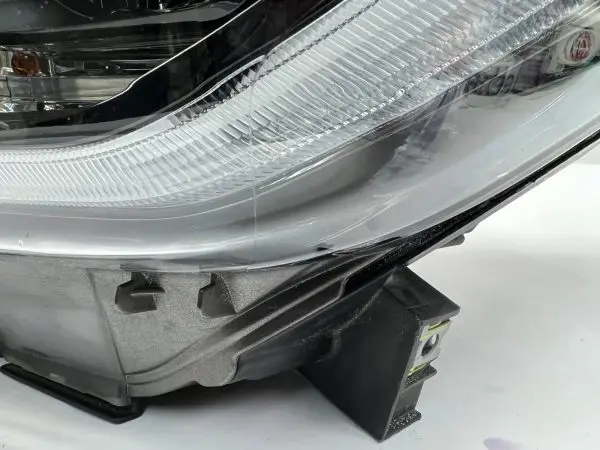 2018 2019 2020 2021 toyota tundra led black bezel front left oem headlight - Image 6
