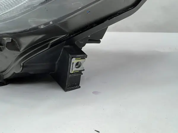 2018 2019 2020 2021 toyota tundra led black bezel front left oem headlight - Image 8