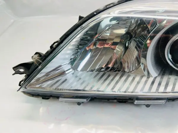 2011 2012 2013 2014 2015 2016 2017 2018 19 20 TOYOTA SIENNA  LEFT OEM HEADLIGHT - Image 6