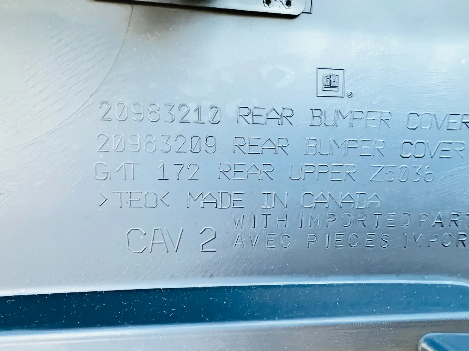 20983210 2016 2017 CHEVY EQUINOX REAR OEM BUMPER COVER GENUINE NEW - Image 11