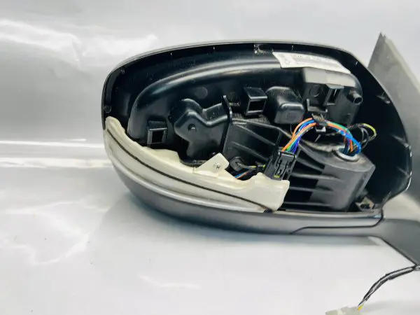 2013 2014 2015 MAZDA CX9 RIGHT SIDE VIEW OEM MIRROR TURN SIGNAL - Image 9