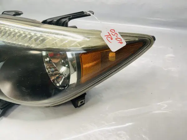 2005 2006 2007 TOYOTA TC HALOGEN FRONT LEFT OEM HEADLIGHT GENUINE ALL TABS - Image 3