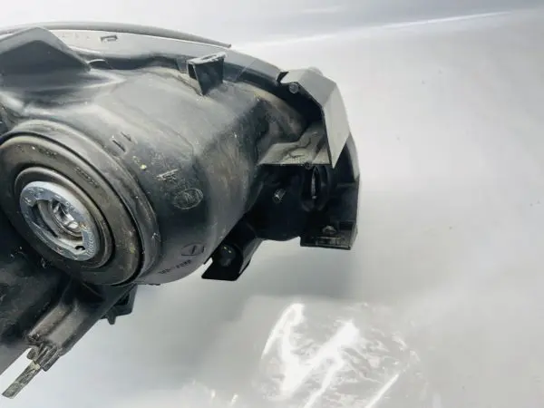 2005 2006 2007 TOYOTA TC HALOGEN FRONT LEFT OEM HEADLIGHT GENUINE ALL TABS - Image 10