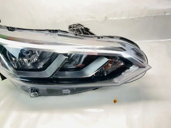 2020 2021 2022 NISSAN SENTRA HALOGEN FRONT RIGHT OEM HEADLIGHT 260106LB0A - Image 2