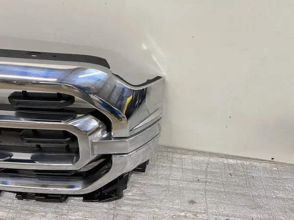 2021 2022 2023 FORD F150 CHROME FRONT OEM GRILLE GENUINE ML348200CFSMAS damaged - Image 2