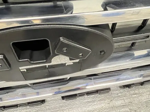 2021 2022 2023 FORD F150 CHROME FRONT OEM GRILLE GENUINE ML348200CFSMAS damaged - Image 10