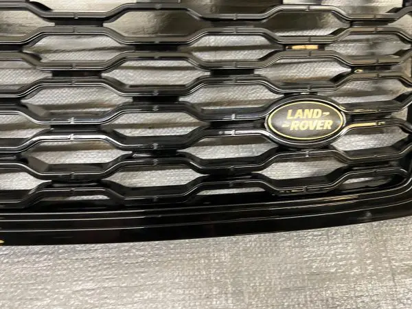 2018 2019 2020 2021 Land Rover Range Rover Vogue L405 Front Oem Grille - Image 7