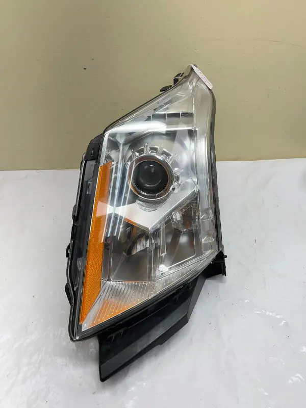 2010 2011 2012 2013 2014 2015 2016 CADILLAC SRX HALOGEN FRONT LEFT OEM HEADLIGHT