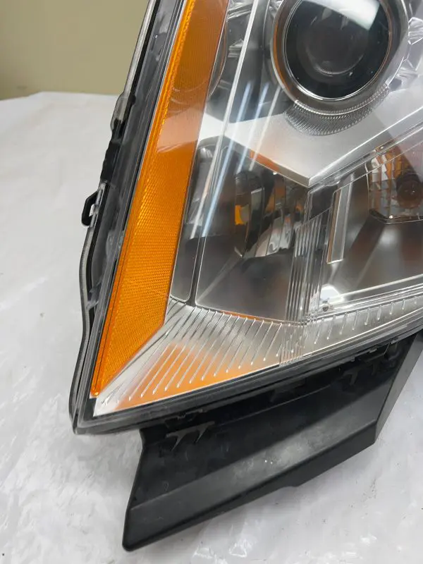 2010 2011 2012 2013 2014 2015 2016 CADILLAC SRX HALOGEN FRONT LEFT OEM HEADLIGHT - Image 3